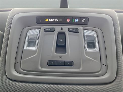 Used 2020 Chevrolet Silverado 3500 LTZ w/ LTZ Convenience Package image 30