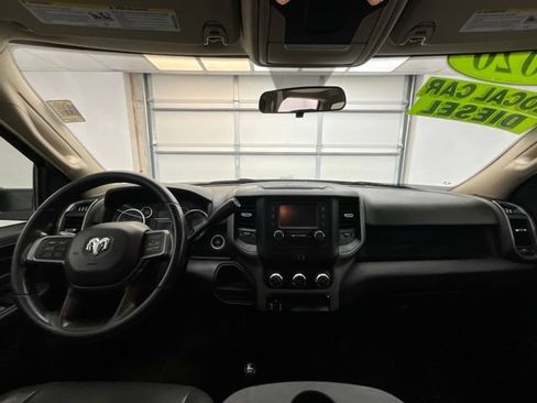 Used 2020 RAM 3500 Tradesman w/ Chrome Appearance Group AWD/4WD image 4