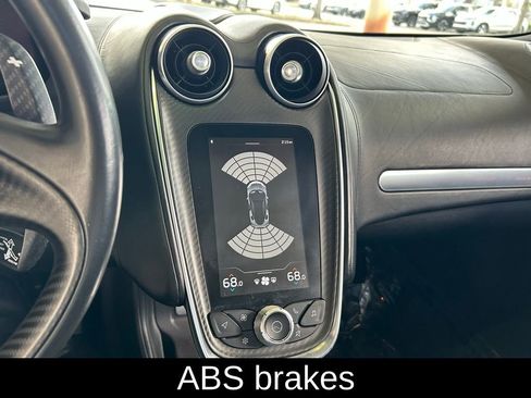 Used 2022 McLaren GT image 23