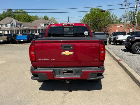 Used 2017 Chevrolet Colorado Z71 AWD/4WD image 7