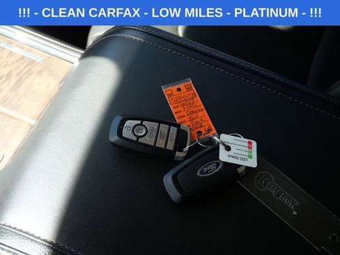 Used 2019 Ford Expedition Platinum image 25