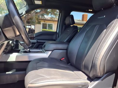 Used 2016 Ford F150 Platinum w/ Equipment Group 701A Luxury AWD/4WD image 20