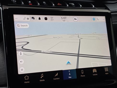 Used 2023 Jeep Grand Cherokee Limited w/ Black Appearance Package image 4