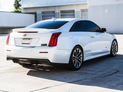Used 2016 Cadillac ATS V w/ Carbon Fibre Package RWD image 8