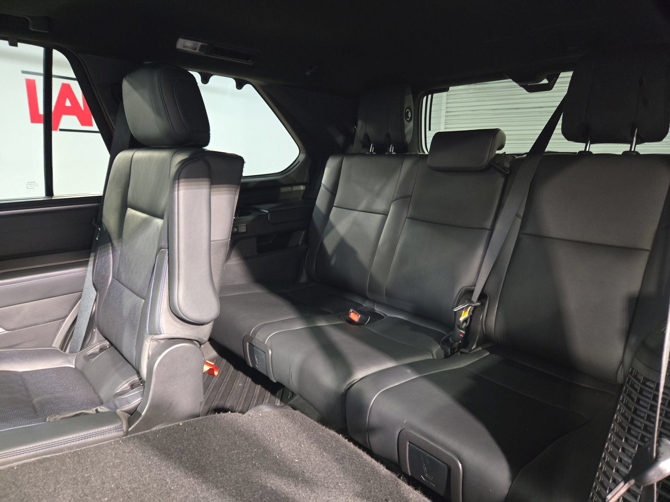 Certified 2025 Toyota Sequoia Platinum AWD/4WD image 38