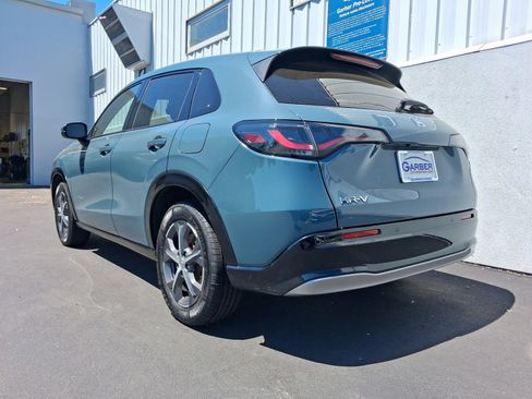 Used 2024 Honda HR-V EX-L image 3