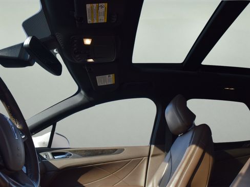 Used 2018 Lincoln MKC Reserve w/ Lincoln MKC Climate Package image 11