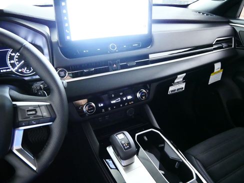 New 2026 Mitsubishi Outlander LE AWD/4WD image 5