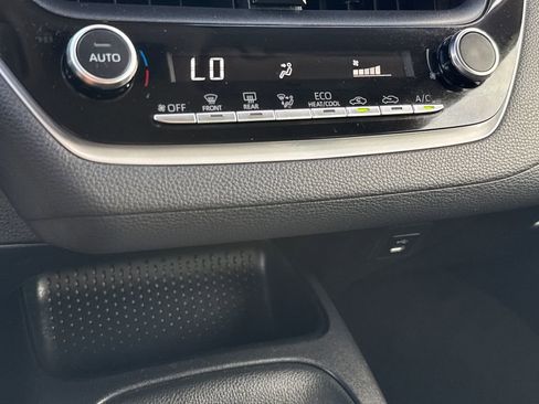 Used 2023 Toyota Corolla LE image 20