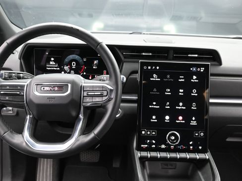 Used 2025 GMC Terrain Elevation AWD/4WD image 19