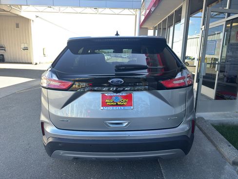 Used 2024 Ford Edge SEL image 11