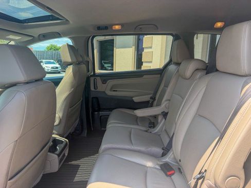 Used 2019 Honda Odyssey EX-L image 6