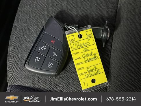 Certified 2025 Chevrolet Silverado 1500 LT image 34
