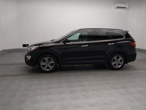 Used 2015 Hyundai Santa Fe GLS image 2