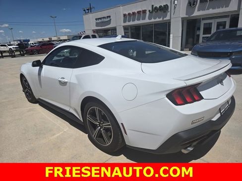 Used 2024 Ford Mustang Premium image 8