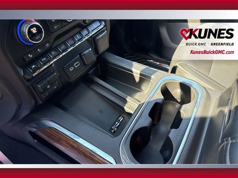 Used 2020 Chevrolet Silverado 1500 High Country w/ Safety Package II AWD/4WD image 29