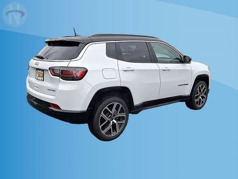 Used 2025 Jeep Compass Limited w/ Elite Group AWD/4WD image 8