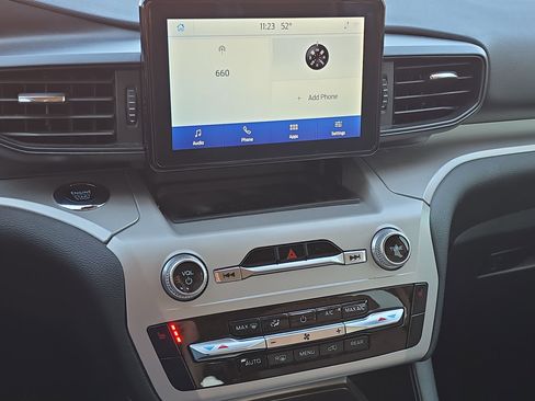 Certified 2023 Ford Explorer XLT image 16