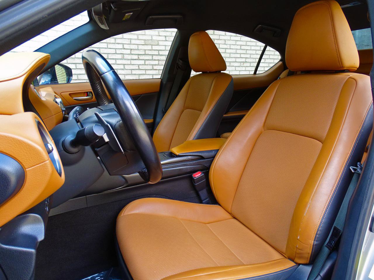 Used 2021 Lexus IS 300 w/ Accessory Package RWD image 10