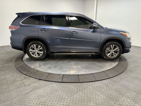 Used 2015 Toyota Highlander XLE image 15