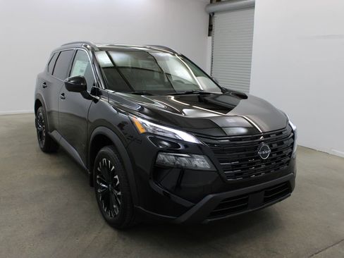 New 2026 Nissan Rogue SV image 6