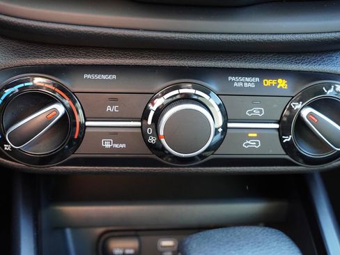 Certified 2024 Kia Soul LX w/ Option Group 015 FWD image 24