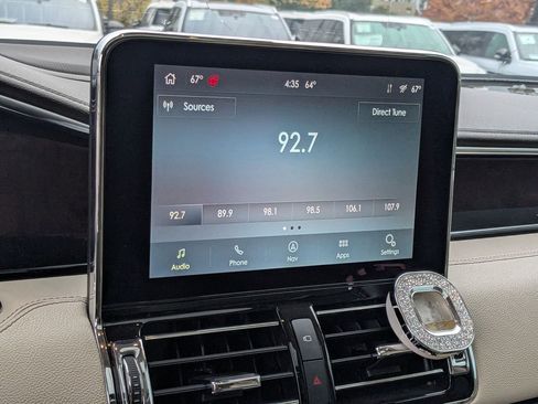 Used 2021 Lincoln Navigator Reserve w/ Luxury Package image 14