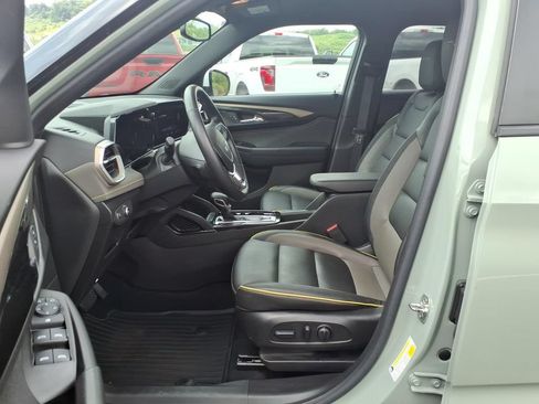 Used 2024 Chevrolet TrailBlazer ACTIV w/ Convenience Package AWD/4WD image 14