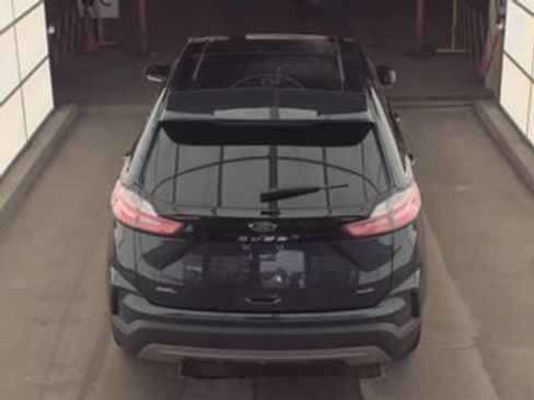 Used 2023 Ford Edge SEL w/ Convenience Package AWD/4WD image 6