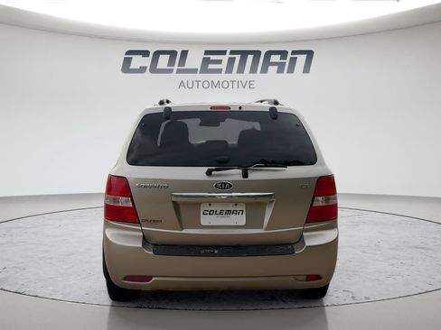 Used 2008 Kia Sorento 4WD image 4