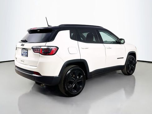 Used 2019 Jeep Compass Latitude AWD/4WD image 8