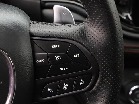 Used 2025 Dodge Durango GT image 27