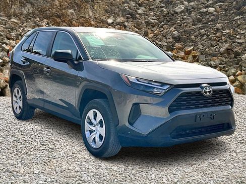 Used 2023 Toyota RAV4 LE image 10