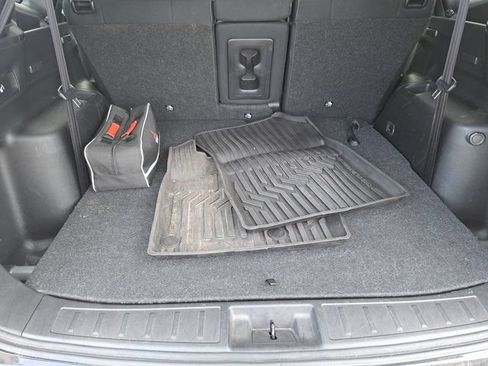 Used 2024 Mitsubishi Outlander ES AWD/4WD image 27