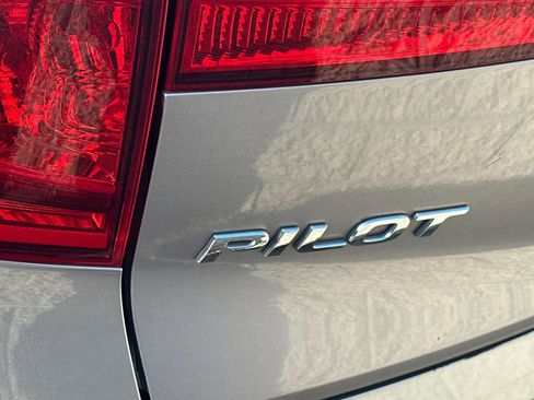 Used 2017 Honda Pilot EX-L image 6