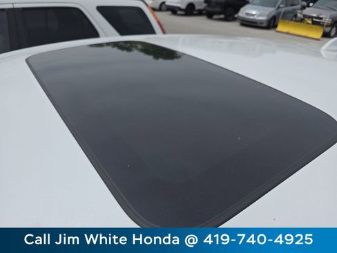 Used 2023 Honda HR-V EX-L image 15