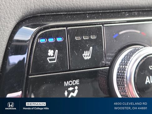 Used 2024 Honda Pilot Elite image 8