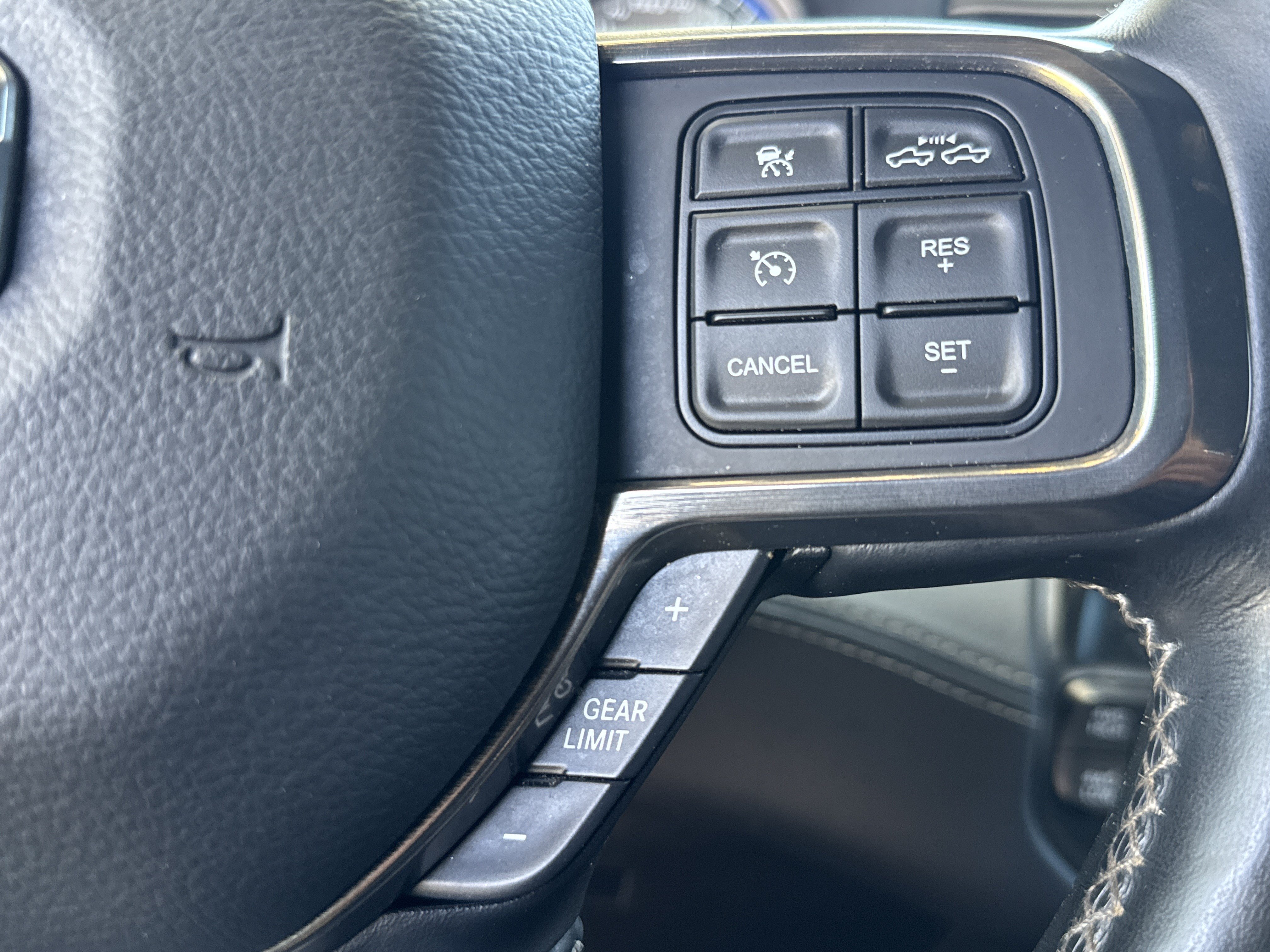 Used 2019 RAM 3500 Limited w/ Max Tow Package AWD/4WD image 22