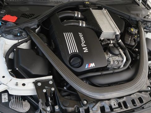 Used 2019 BMW M4 Convertible w/ Competition Package RWD image 43