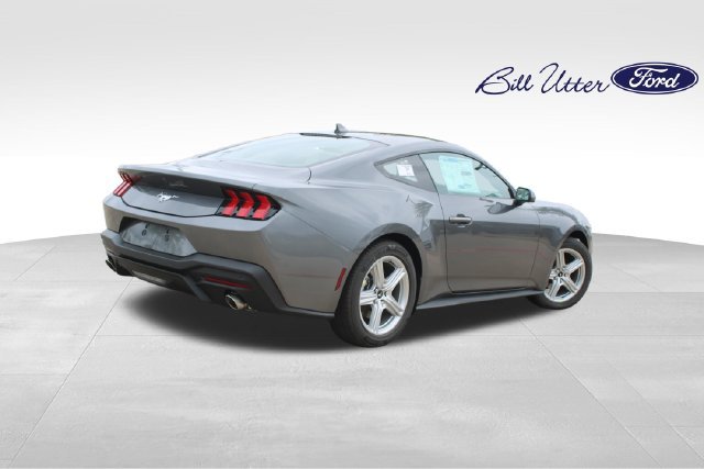 New 2026 Ford Mustang Coupe RWD image 3