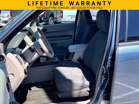 Used 2011 Ford Escape XLS w/ 101A Rapid Spec Order Code FWD image 21