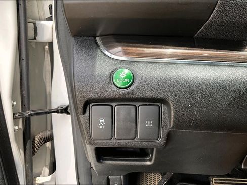 Used 2015 Honda CR-V EX-L image 32