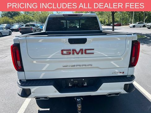Used 2023 GMC Sierra 1500 AT4 w/ AT4 Preferred Package AWD/4WD image 18