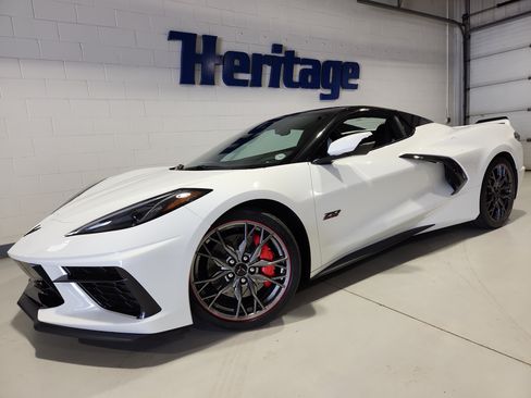 Certified 2023 Chevrolet Corvette Stingray Preferred Conv w/ Z51 Performance Package RWD image 2