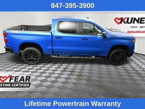 Used 2025 Chevrolet Silverado 1500 LT Trail Boss w/ LPO, Dark Essentials Package AWD/4WD image 31