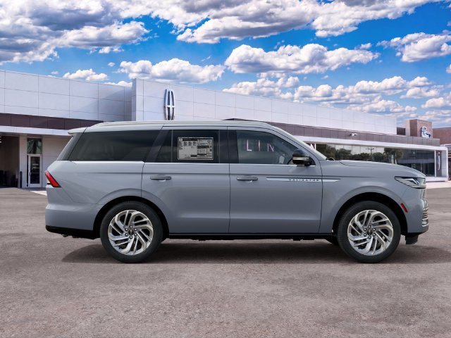 New 2027 Lincoln Navigator Reserve AWD/4WD image 5
