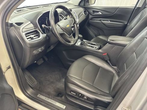 Used 2020 Chevrolet Equinox Premier AWD/4WD image 12