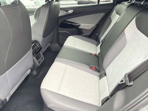 Certified 2023 Volkswagen ID.4 Pro RWD image 10