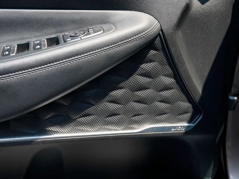 Used 2020 Hyundai Santa Fe Limited AWD/4WD image 21