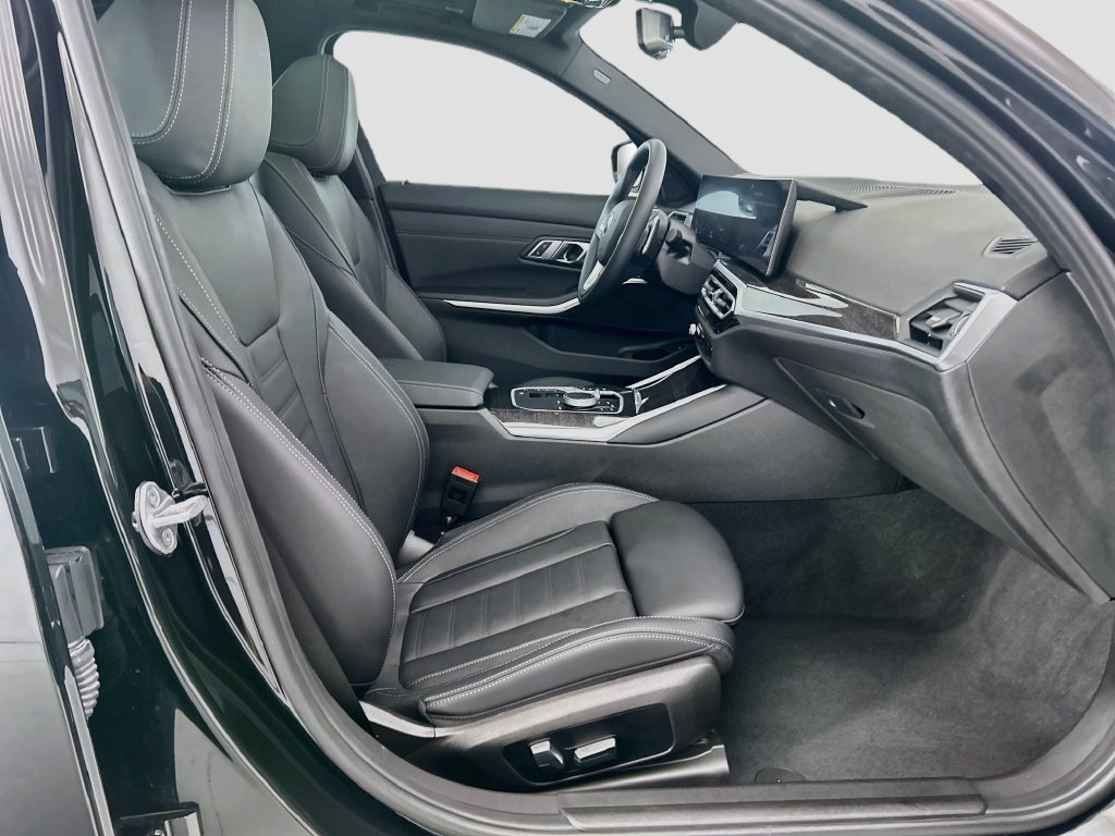 Certified 2023 BMW 330i Sedan w/ Premium Package RWD image 19